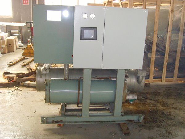 博厚镇酒店中央空调不停机清洗方法介绍